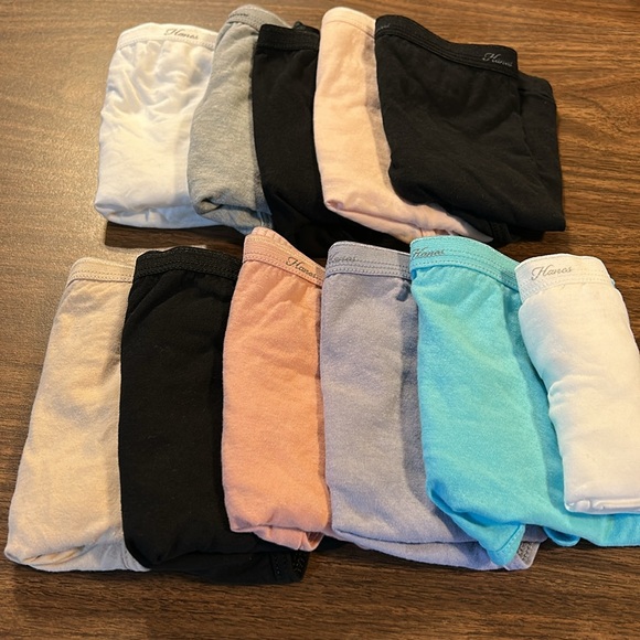 NWOT Hanes Ladies Briefs Sz. M - Picture 3 of 10